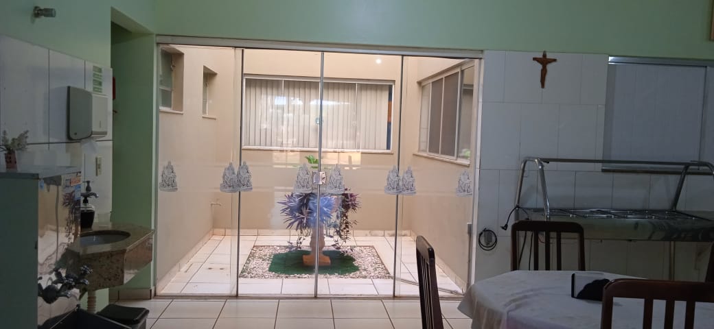 Jardim interno junto ao refeitório